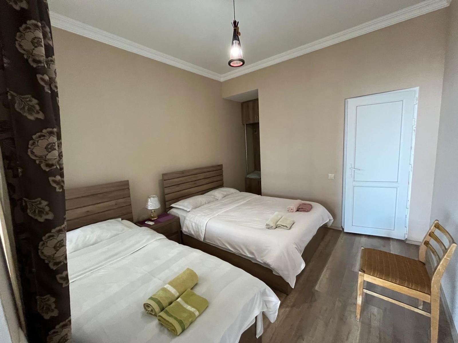 Guest House Aisi Signagi Exterior foto